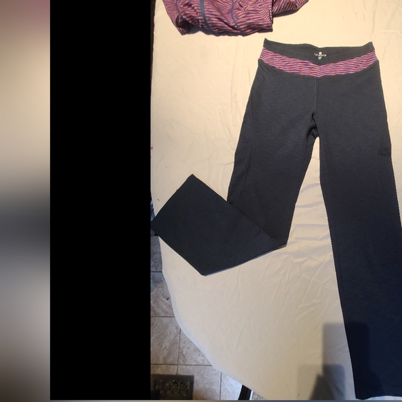 Tuff athletics coat and pants - Picture 5 of 5